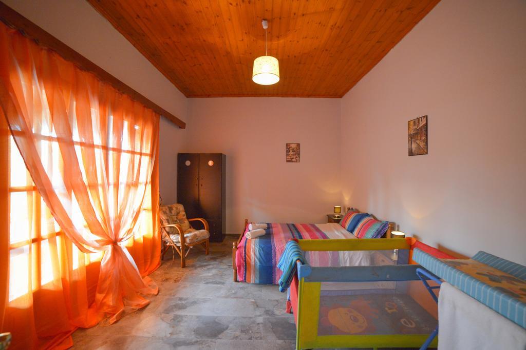 Apartament Giannis And Fridas Garden Sidari  Pokój zdjęcie